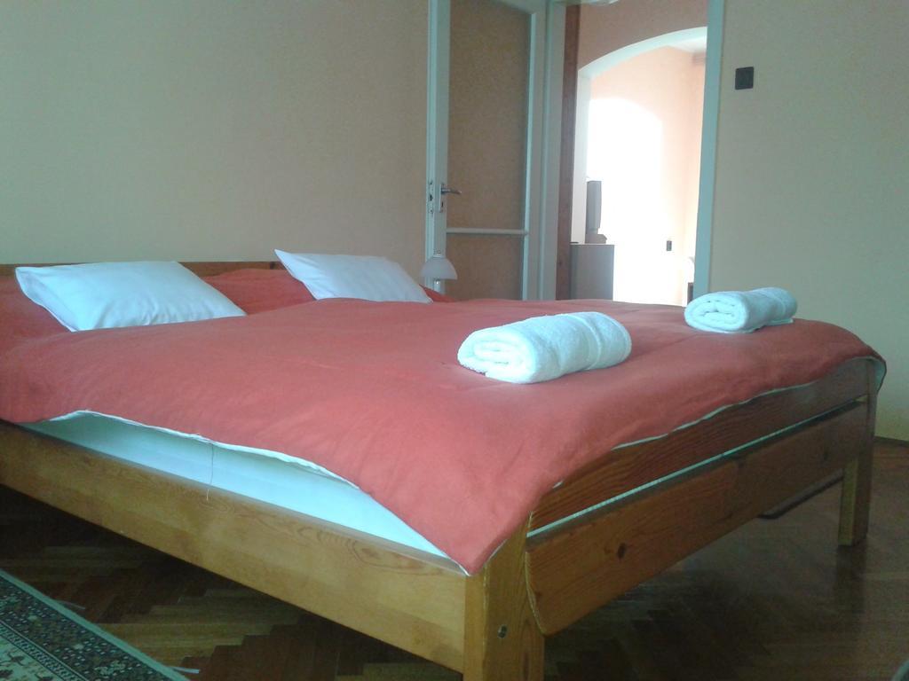 Bundics Vendeghazak Bed and Breakfast Lenti Værelse billede